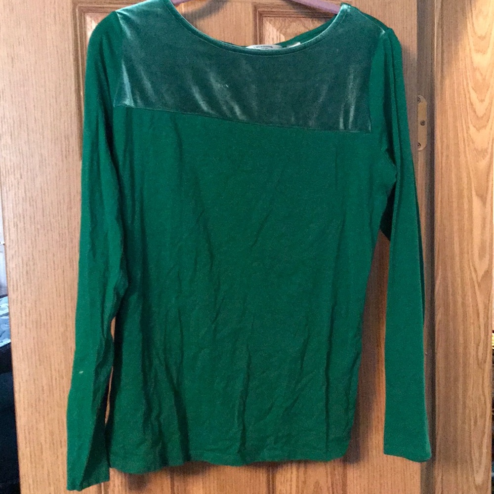 Women’s dress shirt